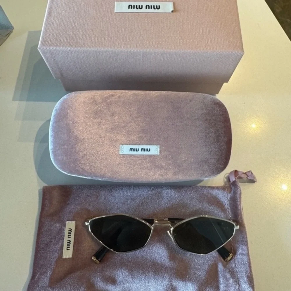 Miu Miu Gold Metal Sunglasses with Olive Lenses and Tortoiseshell Tips - Picture 4 of 5